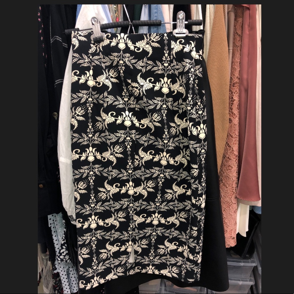 Zara midi skirt